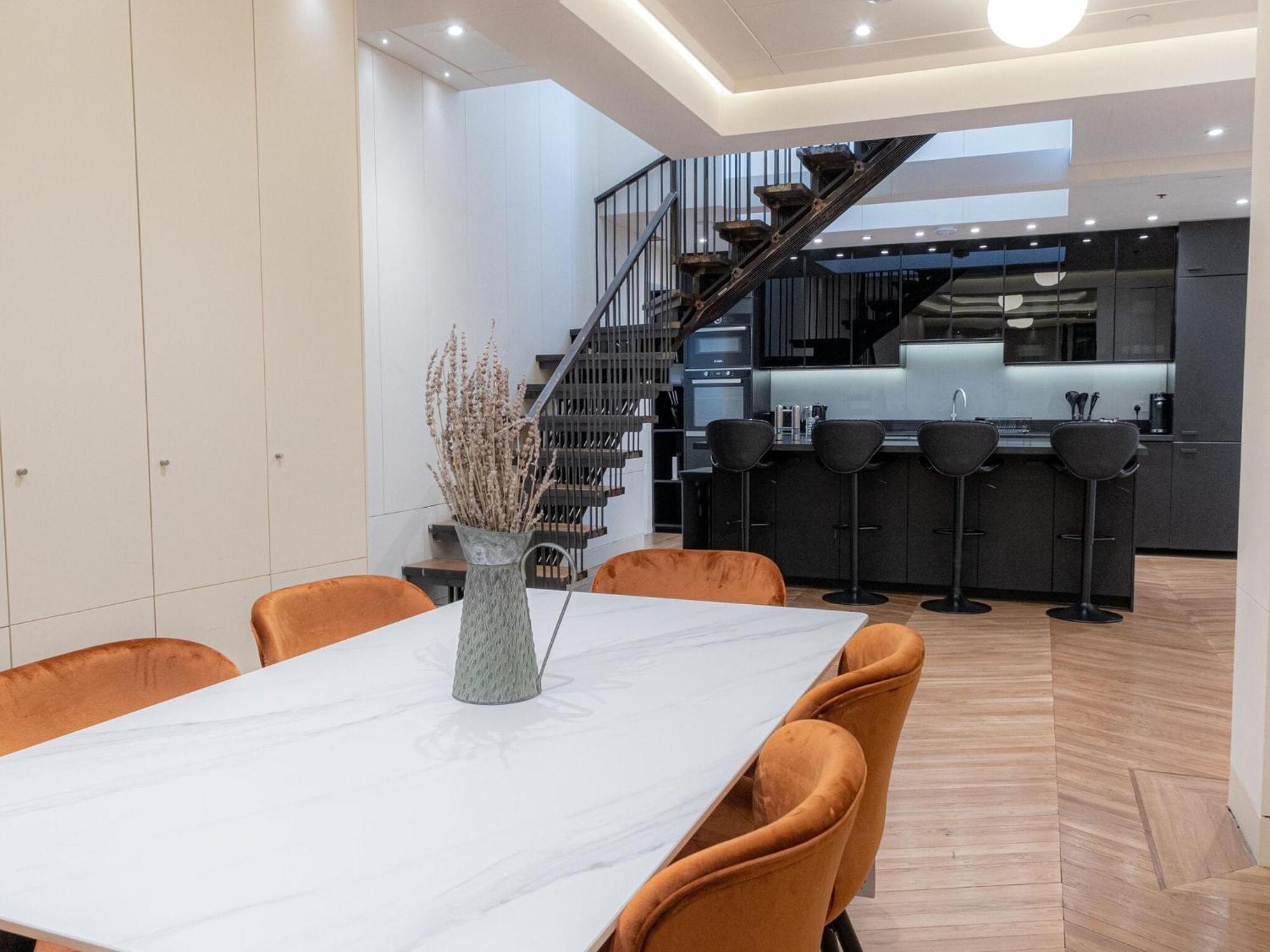 Modern Deluxe Five Bedroom House Near Chalk Farm Station By Belvilla Londra Exterior foto